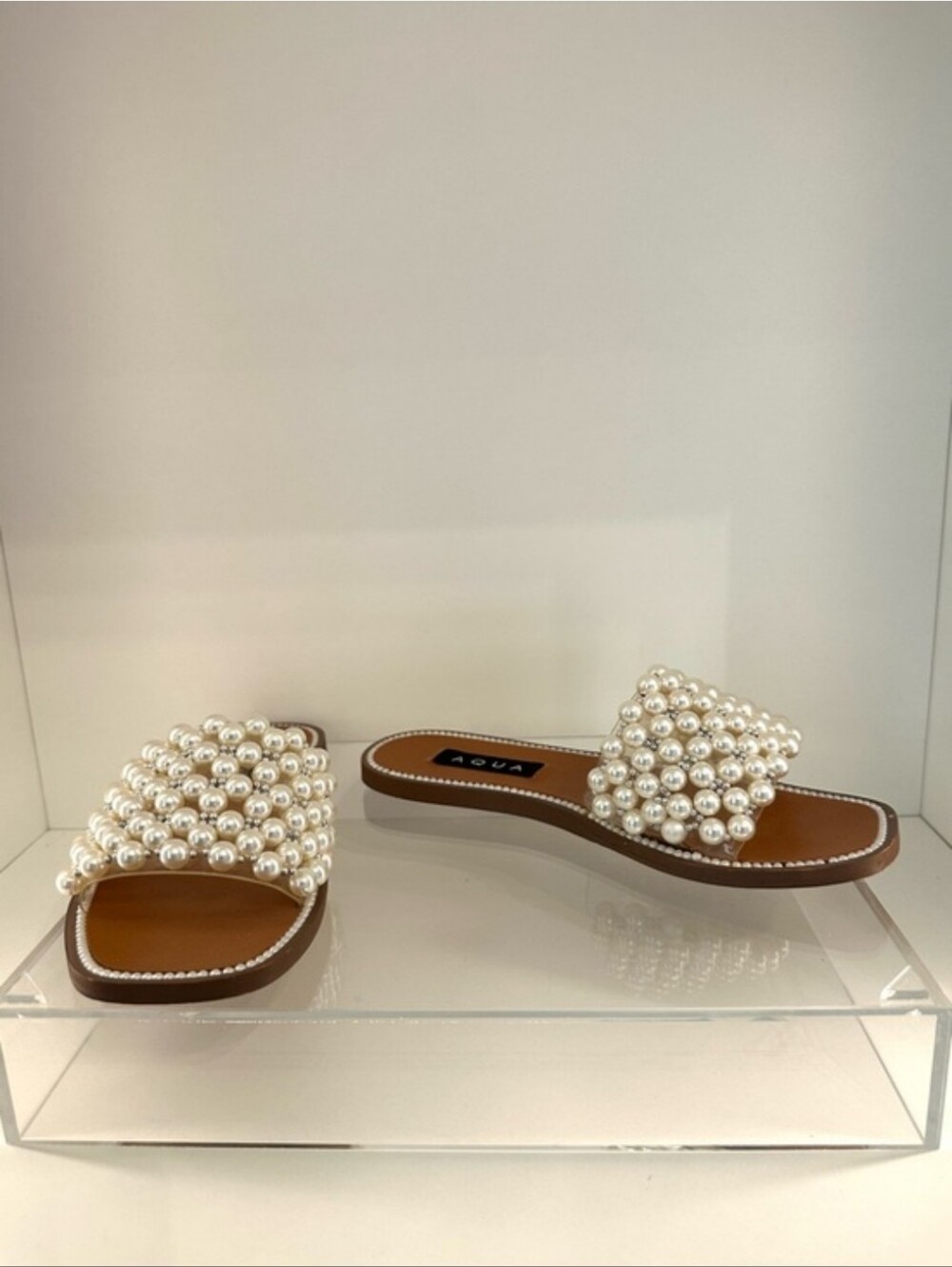 AQUA Pearl-Embellished Tan Slide Sandals - Picture 5 of 6